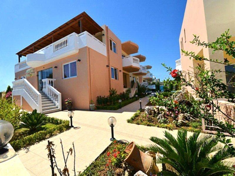 Golden Rose Suites Kolymbari Exterior photo