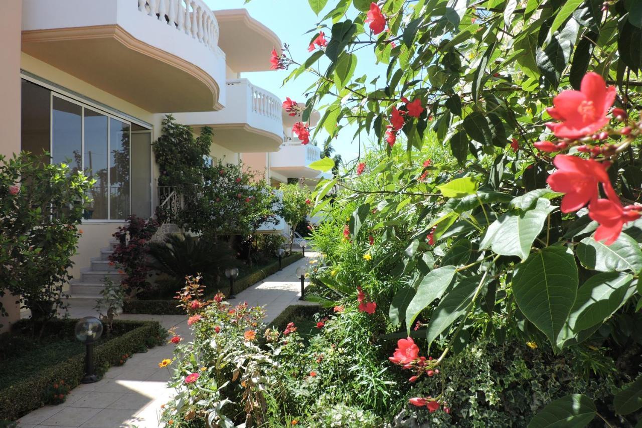 Golden Rose Suites Kolymbari Exterior photo