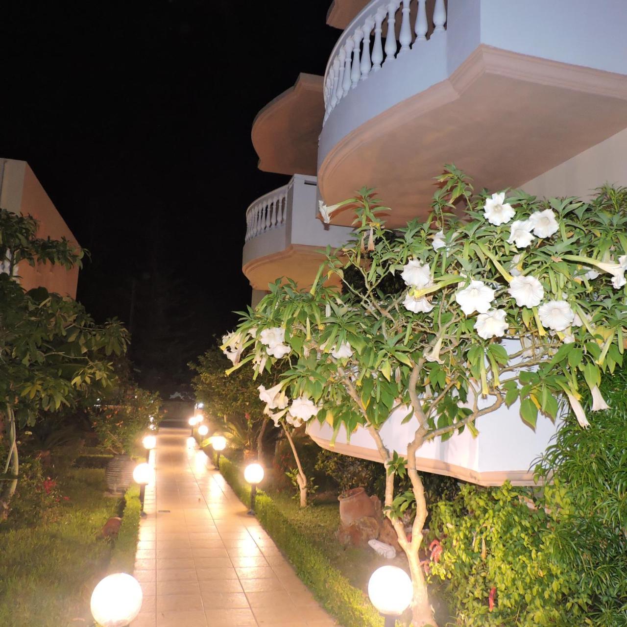 Golden Rose Suites Kolymbari Exterior photo